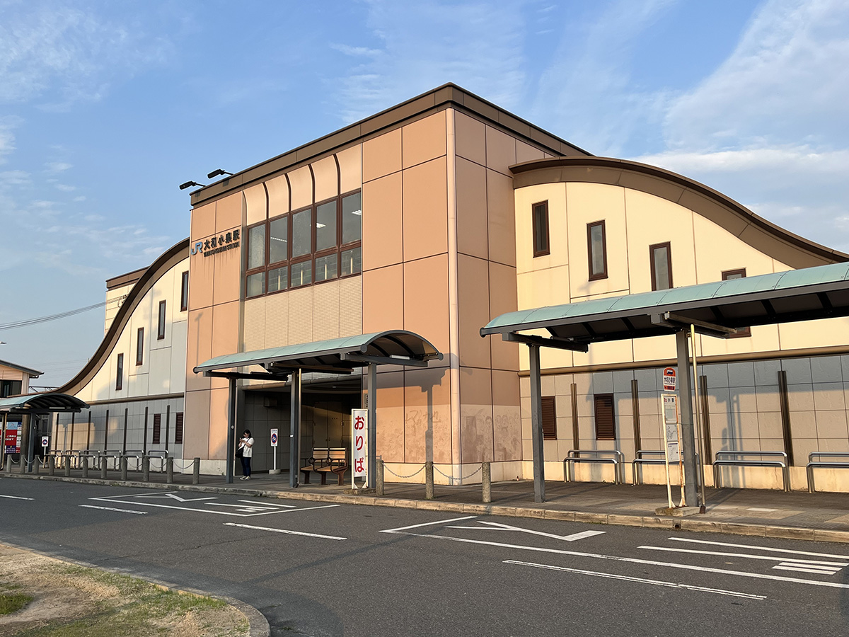 ＪＲ大和小泉駅